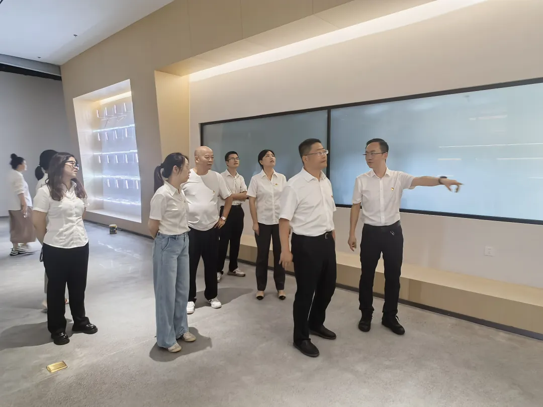 1753238962346693nJZR.jpg 1753238957885.jpg